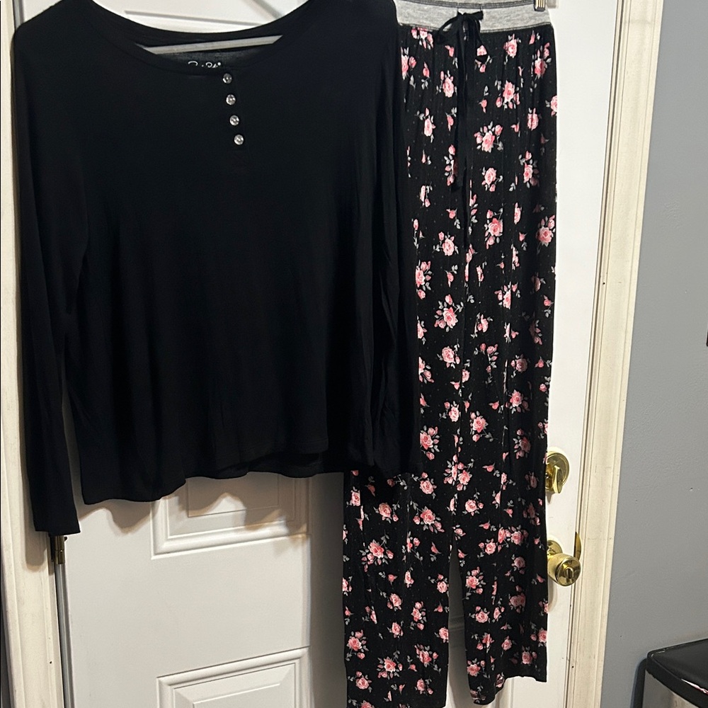 Rene Rofe Black and Pink Floral Pajama Set